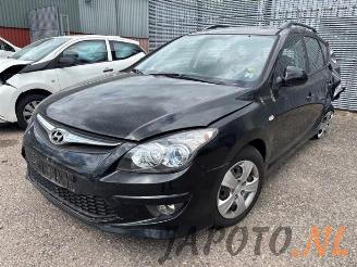 disassembly passenger cars Hyundai I-30 i30 Crosswagon (WWH), Combi, 2007 / 2012 1.4 CVVT 16V 2012/6