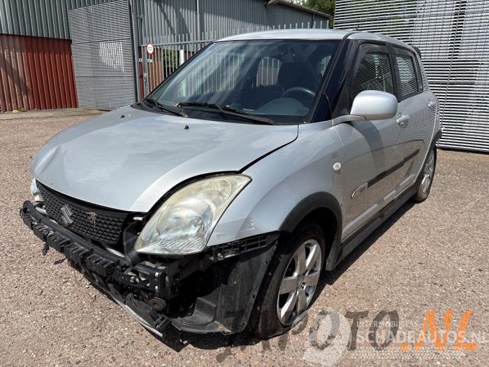 Suzuki Swift Swift (ZA/ZC/ZD1/2/3/9), Hatchback, 2005 / 2015 1.3 VVT 16V