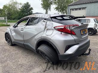 Toyota C-HR C-HR (X1,X5), SUV, 2016 1.8 16V Hybrid picture 3