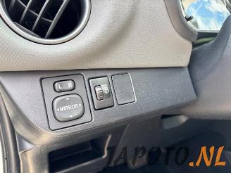 Toyota Yaris Yaris III (P13), Hatchback, 2010 / 2020 1.5 16V Hybrid picture 10