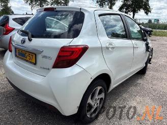 Toyota Yaris Yaris III (P13), Hatchback, 2010 / 2020 1.5 16V Hybrid picture 5