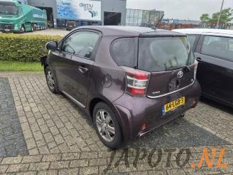 Toyota iQ iQ, Hatchback 3-drs, 2009 / 2015 1.0 12V VVT-i picture 2