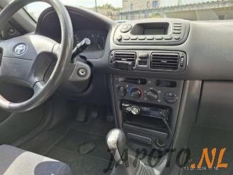 Toyota Corolla Corolla (EB/WZ/CD), Hatchback, 2000 / 2002 1.6 16V VVT-i picture 6
