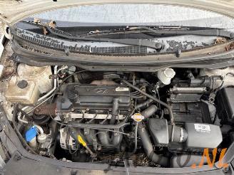 Hyundai I-20 i20, Hatchback, 2008 / 2015 1.2i 16V picture 17