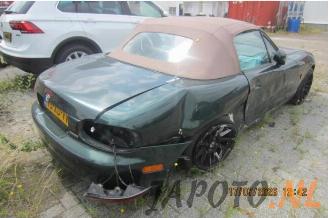 Mazda MX-5 MX-5 (NB18/35/8C), Cabrio, 1998 / 2005 1.8i 16V picture 3