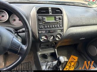 Toyota Rav-4 RAV4 (A2), Terreinwagen, 2000 / 2005 1.8 16V VVT-i 4x2 picture 5