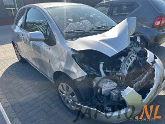 Toyota Yaris Yaris II (P9), Hatchback, 2005 / 2014 1.0 12V VVT-i picture 4