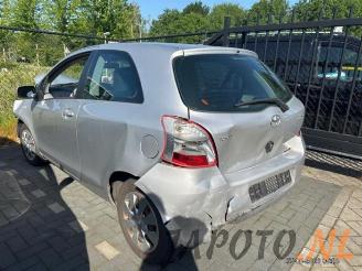 Toyota Yaris Yaris II (P9), Hatchback, 2005 / 2014 1.0 12V VVT-i picture 2