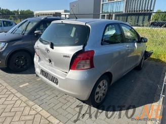 Toyota Yaris Yaris II (P9), Hatchback, 2005 / 2014 1.0 12V VVT-i picture 3