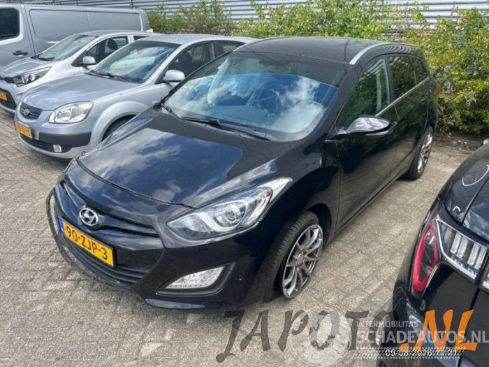 Hyundai I-30 i30 Wagon (GDHF5), Combi, 2012 1.6 GDI Blue 16V