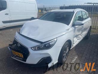 Uttjänta bilar auto Hyundai I-30 i30 Wagon (PDEF), Combi, 2017 1.0 T-GDI 12V 2019/3