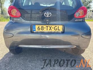 Toyota Aygo Aygo (B10), Hatchback, 2005 / 2014 1.0 12V VVT-i picture 17