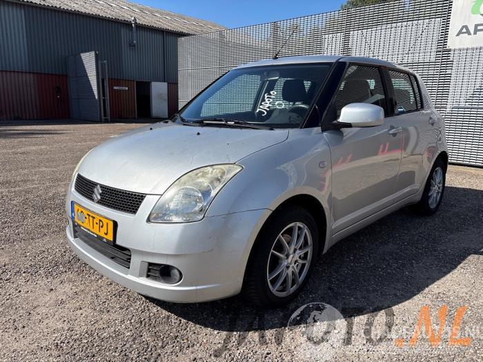 Suzuki Swift Swift (ZA/ZC/ZD1/2/3/9), Hatchback, 2005 / 2015 1.5 VVT 16V