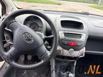 Toyota Aygo Aygo (B10), Hatchback, 2005 / 2014 1.0 12V VVT-i picture 9