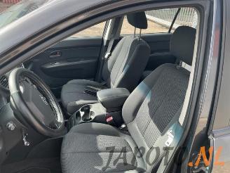 Kia Carens Carens III (FG), MPV, 2006 / 2013 2.0i CVVT 16V picture 11