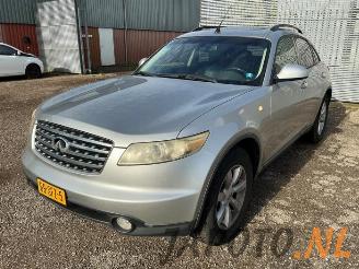Vrakbiler auto Infiniti FX FX (S50), SUV, 2003 / 2008 35 3.5i 24V AWD 2006/7