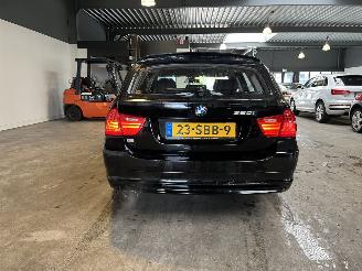 BMW 3-serie 320i Luxury Line NL NAP! picture 4