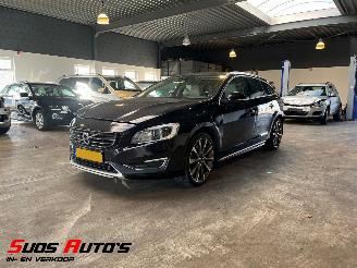 krockskadad bil auto Volvo V-60 2.4 D6 Twin Engine R-Design NL NAP! 2015/5