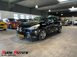 skadebil auto Renault Clio 1.5 dCi ECO Night&Day NL NAP! 2015/5