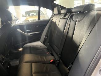 BMW 3-serie 318i M Sport 90.000 KM NAP! picture 11