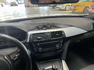 BMW 3-serie 318i M Sport 90.000 KM NAP! picture 19