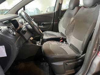 Renault Captur 0.9 TCe Dynamique NAP! picture 17