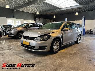 skadebil auto Volkswagen Golf 1.6 TDI Comfortline NAP! 2013/7