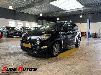 Schadeauto Renault Twingo 1.2 16V Collection NAP! 2012/3