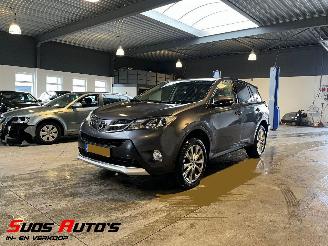 Voiture accidenté Toyota Rav-4 2.0 Style 4WD 137.000 NAP! 2015/5