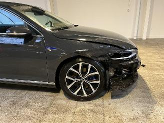 Volkswagen Passat 1.4 TSI PHEV GTE Business picture 11