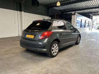 Peugeot 207 1.4 VTi XR picture 5