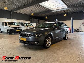 Coche accidentado Skoda Octavia 1.4 TSI Greentech Elegance Automaat! 2015/3