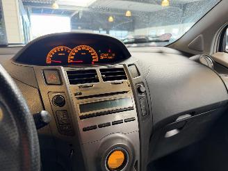 Toyota Yaris 1.3 VVTi Aspiration NL NAP! picture 20