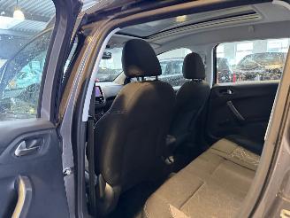Peugeot 2008 1.2 PureTech Blue Lion picture 14