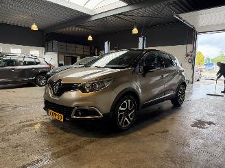Coche accidentado Renault Captur 0.9 TCe Dynamique 2014/11