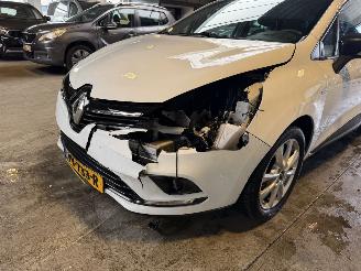 Renault Clio 0.9 TCe Limited picture 11