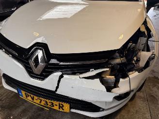 Renault Clio 0.9 TCe Limited picture 10