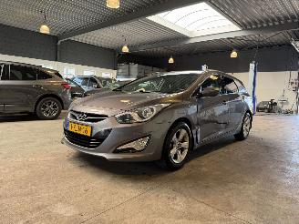 Auto incidentate Hyundai I-40 1.6 GDI Blue Business Edition 2013/5