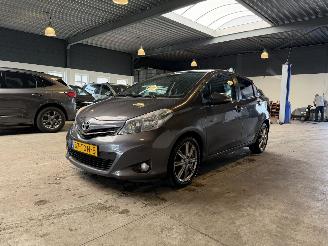 skadebil auto Toyota Yaris 1.3 VVT-i Dynamic 2012/1
