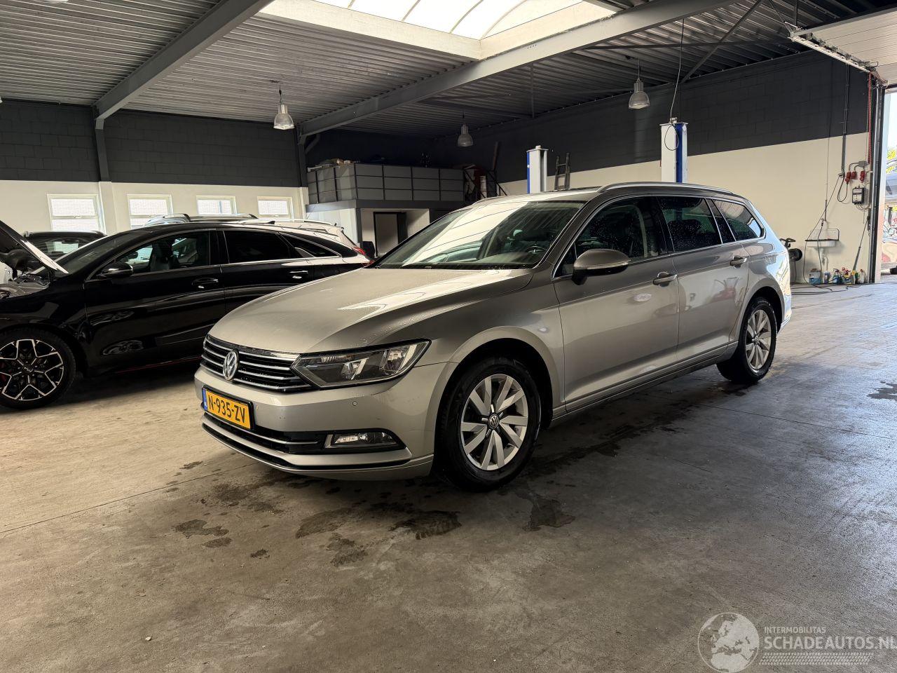 Volkswagen Passat 1.6 TDI Highline