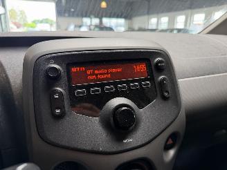 Peugeot 108 1.0 e-VTi Active TOP! picture 21