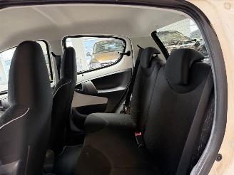 Peugeot 107 1.0-12V Millesim 200 picture 19