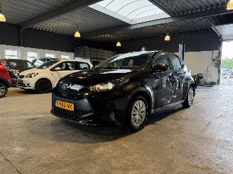 Coche accidentado Toyota Yaris 1.5 Hybrid Active NAP! 2023/9