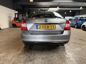 Skoda Rapid 1.2 TSI Greentech Ambition picture 4