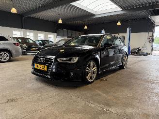 damaged passenger cars Audi A3 2.0 TDI Ambition Pro Line S 2013/4