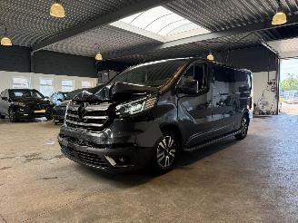 Voiture accidenté Renault Trafic 2.0 L2H1 Extra DC 36.000 NAP! 2024/4