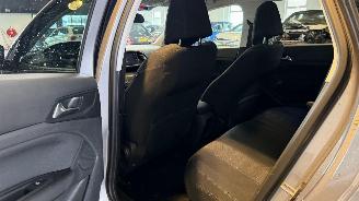Peugeot 308 1.6 BlueHDI Blue Lease Executive picture 14