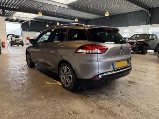 Renault Clio Estate 0.9 TCe Night&Day picture 3