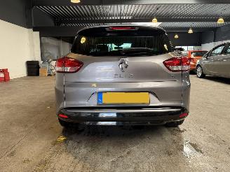 Renault Clio Estate 0.9 TCe Night&Day picture 4