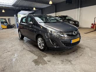 Opel Corsa 1.2-16V Cosmo picture 7